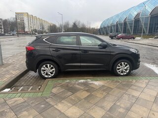 2019 Hyundai Tucson III Рестайлинг, чёрный, 2400000 рублей, вид 3