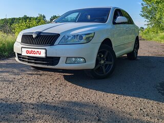 2011 Skoda Octavia II (A5) Рестайлинг, белый, 770000 рублей, вид 1