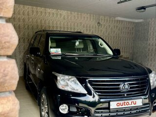 2008 Lexus LX 570 III, чёрный, 2390000 рублей, вид 3