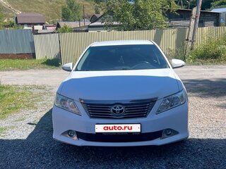2013 Toyota Camry VII (XV50), белый, 1780000 рублей, вид 4
