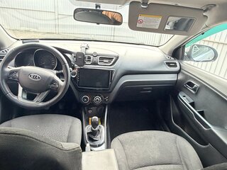 2011 Kia Rio III, серебристый, 630000 рублей, вид 4