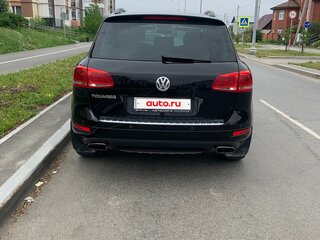 2011 Volkswagen Touareg II, чёрный, 2050000 рублей, вид 3
