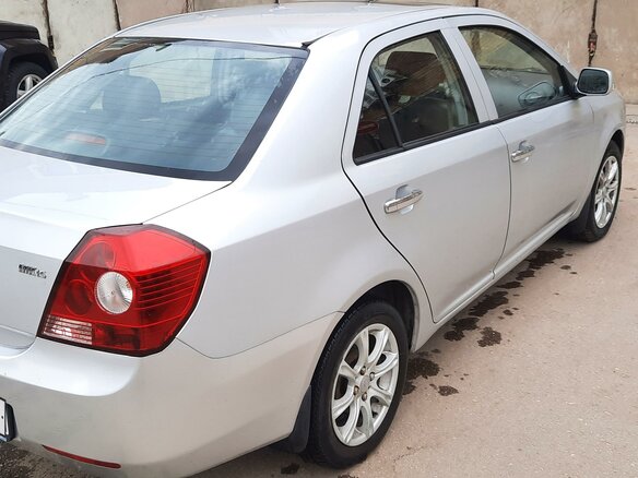 2013 Geely MK I, серебристый, 555555 рублей - вид 3