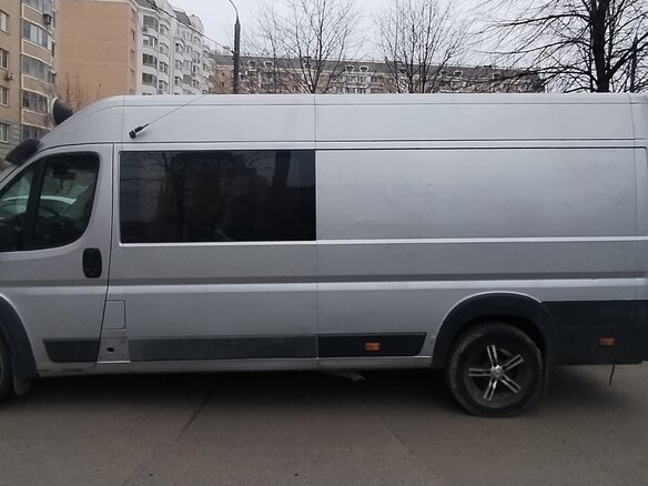 2013 Citroen Jumper, серебристый, 1640000 рублей - вид 2