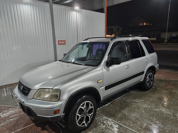 2000 Honda CR-V I Рестайлинг, серебристый, 500000 рублей
