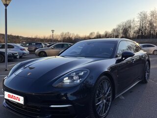 2019 Porsche Panamera 4 Sport Turismo II, синий, 7100000 рублей, вид 1