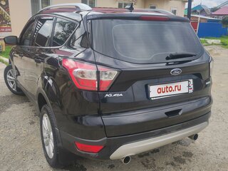 2017 Ford Kuga II Рестайлинг, чёрный, 1600000 рублей, вид 3
