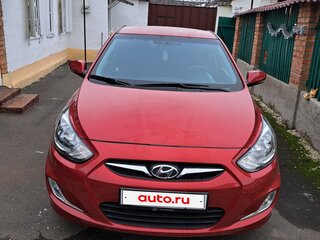 2011 Hyundai Solaris I, красный, 730000 рублей, вид 1
