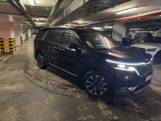 2021 Kia Carnival IV, чёрный, 4800000 рублей, вид 2