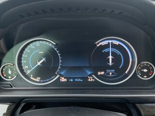 2013 BMW 5 серии 528i xDrive VI (F10/F11/F07), чёрный, 1660000 рублей, вид 3