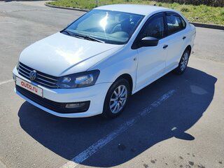 2017 Volkswagen Polo V Рестайлинг, белый, 550000 рублей, вид 1