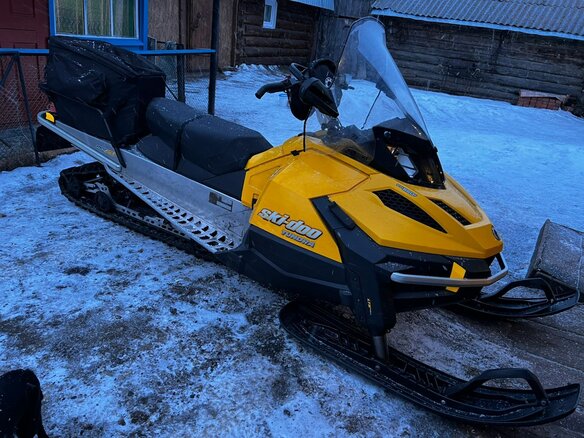 2011 BRP Ski-Doo Tundra 550, жёлтый, 750000 рублей