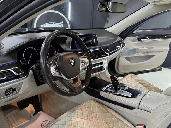 2015 BMW 7 серии Long 750Li xDrive VI (G11/G12), коричневый, 3800000 рублей - вид 6