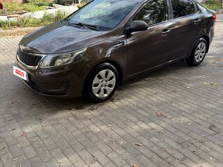 2015 Kia Rio III, коричневый, 1050000 рублей, вид 2
