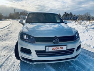 2011 Volkswagen Touareg II, белый, 2100000 рублей, вид 1
