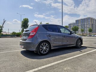 2011 Hyundai i30 I Рестайлинг, серый, 1050000 рублей, вид 1