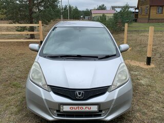 2010 Honda Fit II, серебристый, 700000 рублей, вид 1