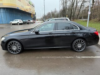 2017 Mercedes-Benz E-Класс 200 V (W213, S213, C238), чёрный, 3870000 рублей, вид 5