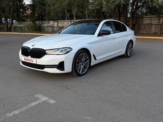2021 BMW 5 серии 520d xDrive VII (G30/G31/G38) Рестайлинг, белый, 4545000 рублей, вид 1