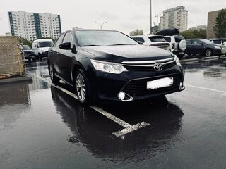 2016 Toyota Camry VII (XV50) Рестайлинг, чёрный, 2450000 рублей, вид 3