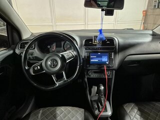 2020 Volkswagen Polo V Рестайлинг, коричневый, 1050000 рублей, вид 5