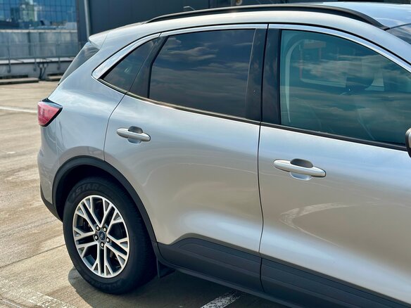 2021 Ford Escape IV, серебристый, 1550000 рублей - вид 12