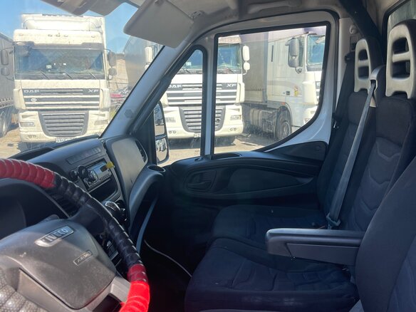 2018 Iveco Daily, белый, 3600000 рублей - вид 13