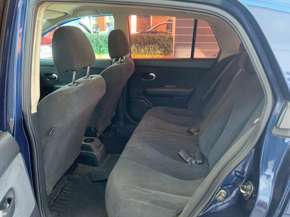 2010 Nissan Tiida I, синий, 450000 рублей - вид 14