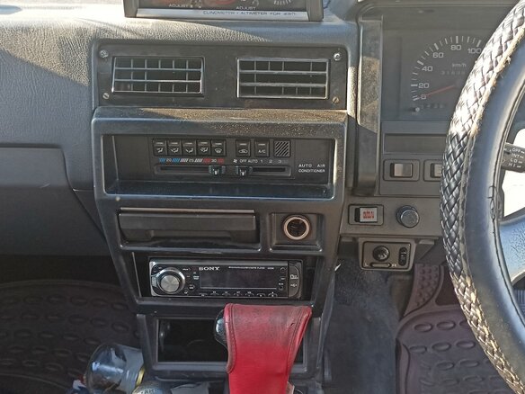1990 Nissan Terrano I, чёрный, 605000 рублей - вид 13