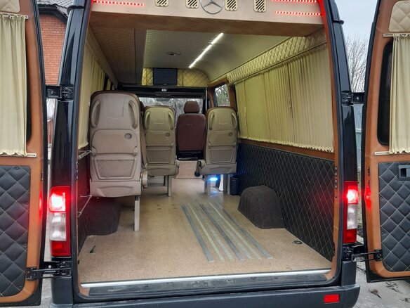 2015 Mercedes-Benz Sprinter Classic, чёрный, 3250000 рублей - вид 5