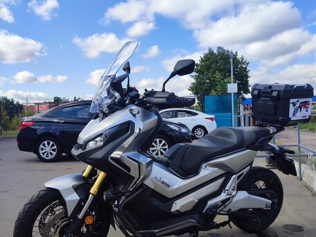 2017 Honda X-ADV, серебристый, 800000 рублей, вид 3