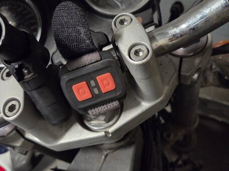 2003 Honda CB 900F Hornet, серебристый, 400000 рублей, вид 3