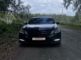 2011 Mercedes-Benz E-Класс 200 7G-Tronic IV (W212, S212, C207), чёрный, 1890000 рублей, вид 2