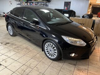 2011 Ford Focus III, чёрный, 1200000 рублей, вид 3