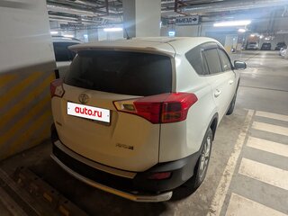2014 Toyota RAV4 IV (XA40), белый, 2215000 рублей, вид 4