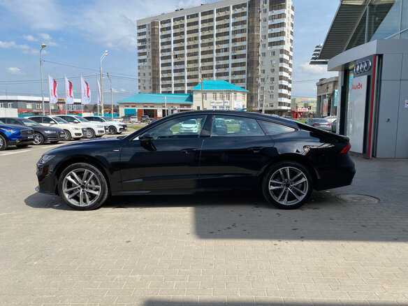 2021 Audi A7 55 TFSI II (4K), чёрный - вид 2