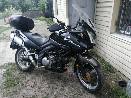 2009 Suzuki V-Strom 1000, чёрный, 550000 рублей, вид 1