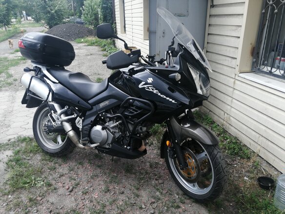 2009 Suzuki V-Strom 1000, чёрный, 550000 рублей