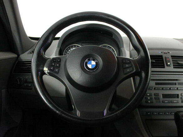 2004 BMW X3 25i I (E83), серый - вид 2