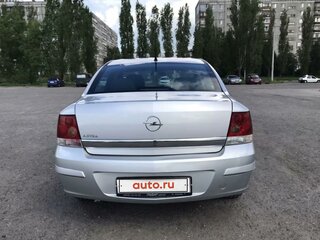 2013 Opel Astra H Рестайлинг, серебристый, 650000 рублей, вид 5
