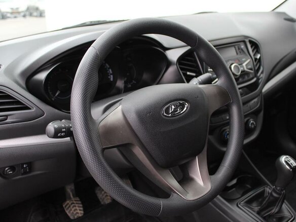 2017 Lada (ВАЗ) Vesta I, белый - вид 7
