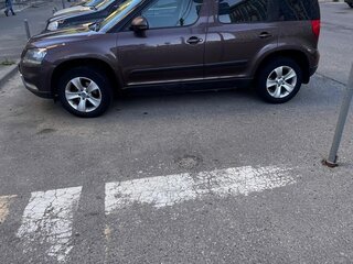 2014 Skoda Yeti I Рестайлинг, коричневый, 1150000 рублей, вид 4