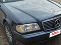 1997 Mercedes-Benz C-Класс 200 I (W202) Рестайлинг, синий, 510000 рублей - вид 1
