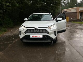 2021 Toyota RAV4 V (XA50), белый, 4100000 рублей, вид 2