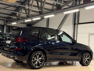 2025 BMW X5 Long 30Li IV (G05/G18) Рестайлинг, синий, 9799999 рублей, вид 4