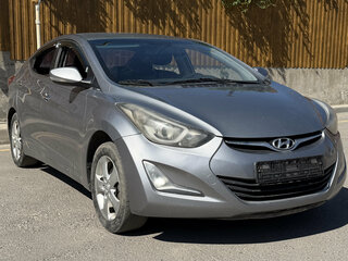 Hyundai Avante V