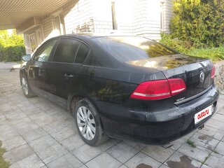 2011 Volkswagen Passat B7, чёрный, 530000 рублей, вид 2