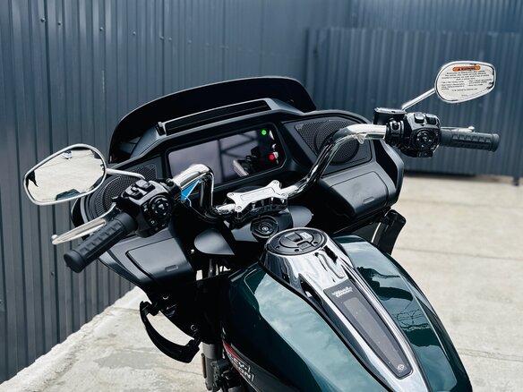 2024 Harley-Davidson Road Glide, зелёный, 3750000 рублей - вид 14