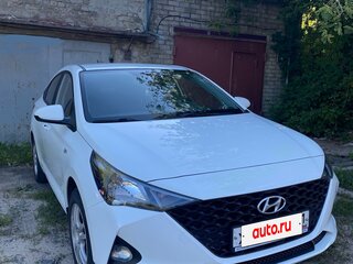 2020 Hyundai Solaris II Рестайлинг, белый, 1600000 рублей, вид 2