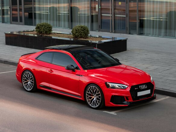 2017 Audi RS 5 II (F5), красный